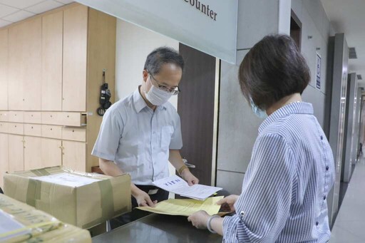 行政院刪減台中補助款逾32億 中市府為弱勢北上遞交訴願書