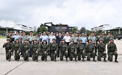 總統勗勉「陸軍砲兵第58指揮部」期勉以實力達到真和平