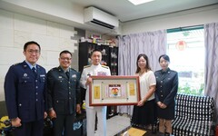 劉志斌表揚模範母親 感謝培育優秀子女加入國軍