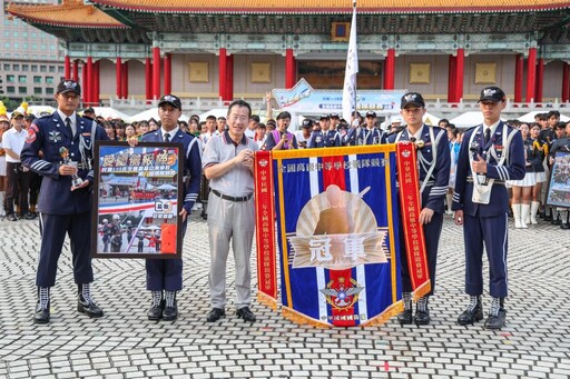 「愛國儀級棒」儀隊決賽 莊敬高職蟬聯冠軍