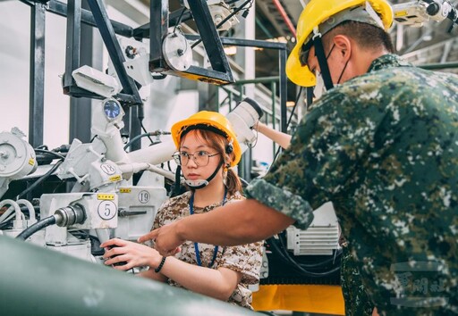 兵整中心戰甲職人體驗營 學員見證國軍後勤能量