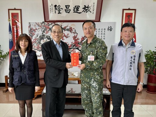 軍友保險秋節慰問 感謝官兵戰訓辛勞