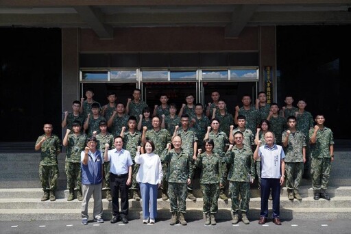 屏東縣政府敬軍慰問 感謝官兵協助災後復原