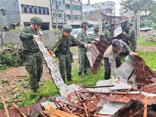 圖文：憲指部協助北市災後復原