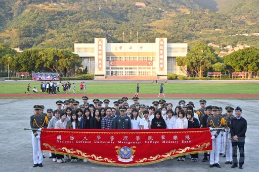 嘉義女中參訪管理學院 體驗軍校立定未來志向