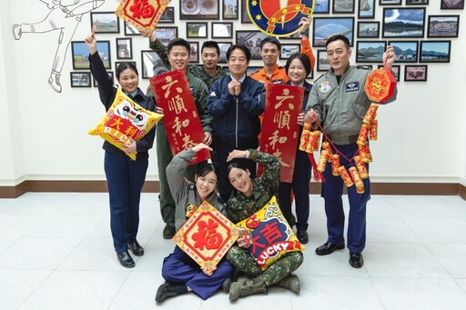 賴總統再度登上莒光園地 向官兵拜年感謝戍守辛勞