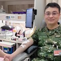 圖文：挽袖捐熱血