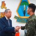 李棟樑慰問山區偏遠駐軍 感謝官兵堅守崗位辛勞