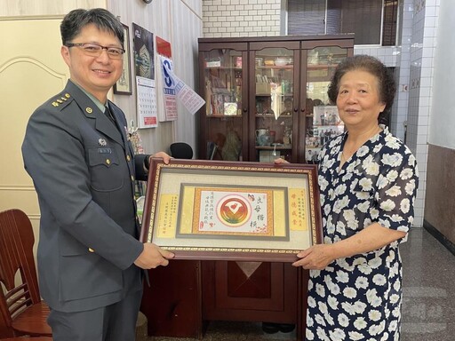 軍備局209廠表揚模範母親 弘揚母儀典範