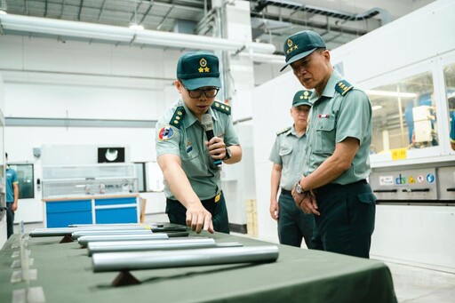 鍾副部長視導205廠 勉落實風險管控強化安全查核