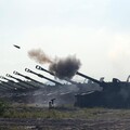 十軍團重砲保養射擊 強化專業技能