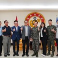 雷虎科技秋節敬軍 慰勉官兵辛勞