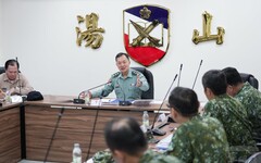 鍾副部長視導砲訓部關廟湯山營區 勉長遠規劃訓用結合