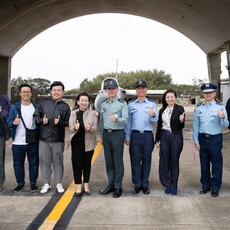 立委考察空軍第三聯隊 肯定官兵捍衛領空辛勞