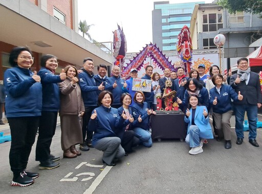 苗栗火旁龍首次立院飛舞 27年傳承創新接軌國際