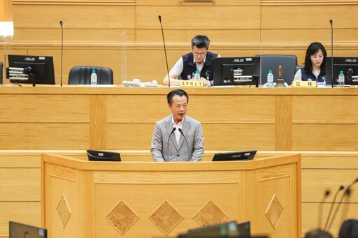 嘉縣議會第20屆第5次定期大會 翁章梁進行施政總報告