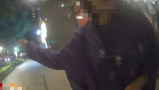 婦闖紅燈嗆「我趕時間」 遭警當街壓制逮捕