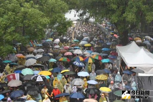 國民黨喊21日擠爆青島東 藍委擬上街給支持