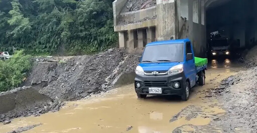 問鼎台中市長 藍綠立委狂跑對手選區試水溫