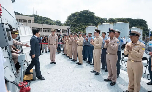 海軍面對共軍只能克制？他酸：沒準備好？