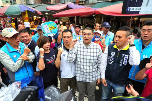 罷免投票選前衝刺！藍委陪謝國樑掃市場