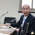 被學生問「會用膝蓋走路嗎」 韓國瑜反應曝