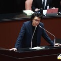 沈伯洋被造謠美國有房 綠委1句話諷國民黨