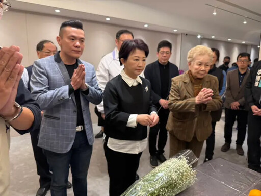 盧秀燕弔唁柯文哲父親 柯家3/7提奔喪申請