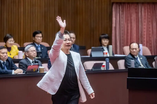 陳智菡的花收到了！吳春城曝LINE證明沒不爽