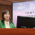 藍白封殺覆議 綠委喊：用連署書淹沒我！