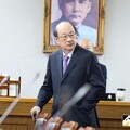 老柯講不停！韓國瑜落跑「比這手勢」網炸鍋
