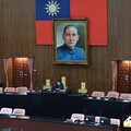 綠霸主席台！稱藍想開會可做這事 他諷1句