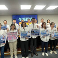 謝龍介領軍 宣布與藍議員代收罷綠連署書