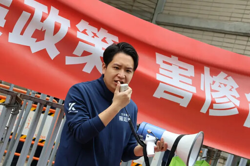 郭智輝嗆抗議員工可離開 羅廷瑋轟慣老闆