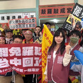 黃捷台中挺罷免 喊：想看陳柏惟剃光頭