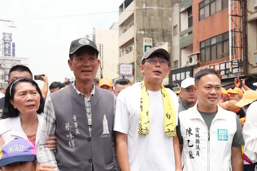 綠批黃國昌喪父未對年就去進香 陳智菡反嗆