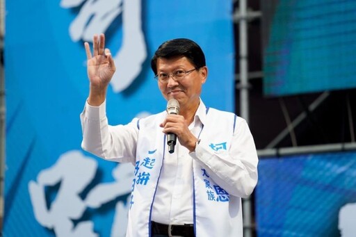 藍營為何大抄襲?他酸:謝龍介太懶不願上街