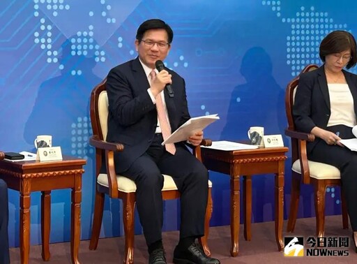 外交部入口國旗調整 林佳龍暗藏「1戰略」