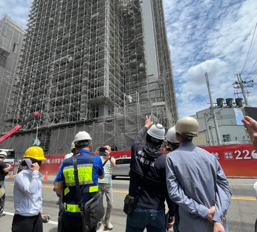 台中建案工人13樓墜落釀2死2傷 遭勒令停工