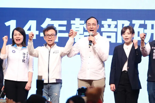 剛表態期盼順利交棒 朱:都是歡迎盧秀燕