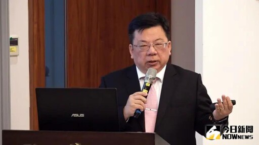 李俊俋公務車接送愛犬!他見這綠委反應酸爆