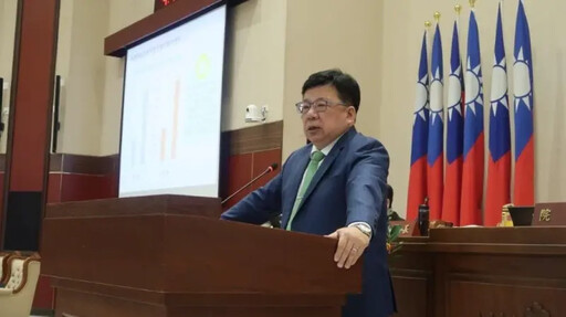 李俊俋濫用公務車 他酸：包青天會這樣？