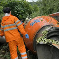 台南水泥車翻覆 駕駛救援脫困「已屍僵」