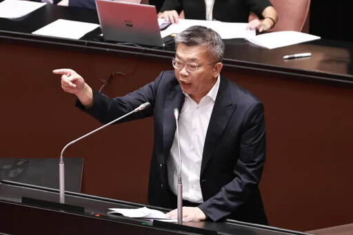 藍拋2028無煤中火 蔡其昌罕見動怒轟盧秀燕