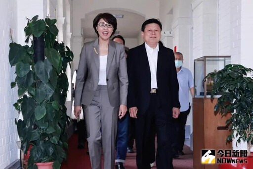 8藍縣市長拜會韓國瑜 這1幕現場笑翻