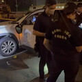 拒檢衝撞員警遭12槍擊斃！通緝犯母到院無奈