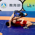 領獎公主抱蔣萬安一戰成名 學生背景曝光