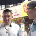 中國民眾喊「台灣回歸」 館長瞪眼尷尬微笑