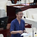 綠批館長訪中配合統戰 侯漢廷這句話反擊