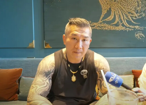 被爆訪中國賺5百萬!館長發毒誓駁斥